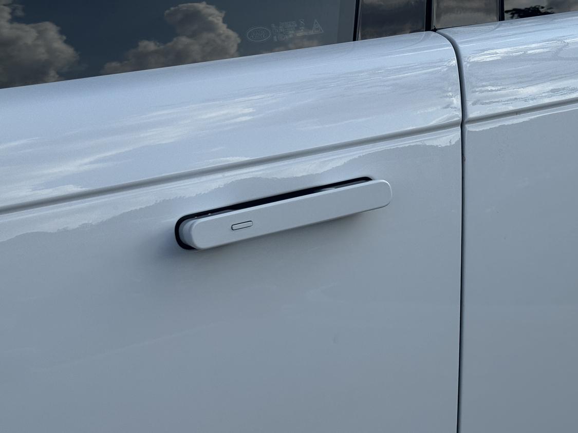 Land Rover Range Rover 2024 thumb 10