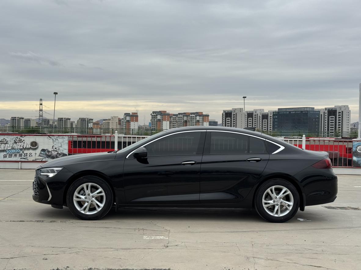 Buick Regal 2025 thumb 2