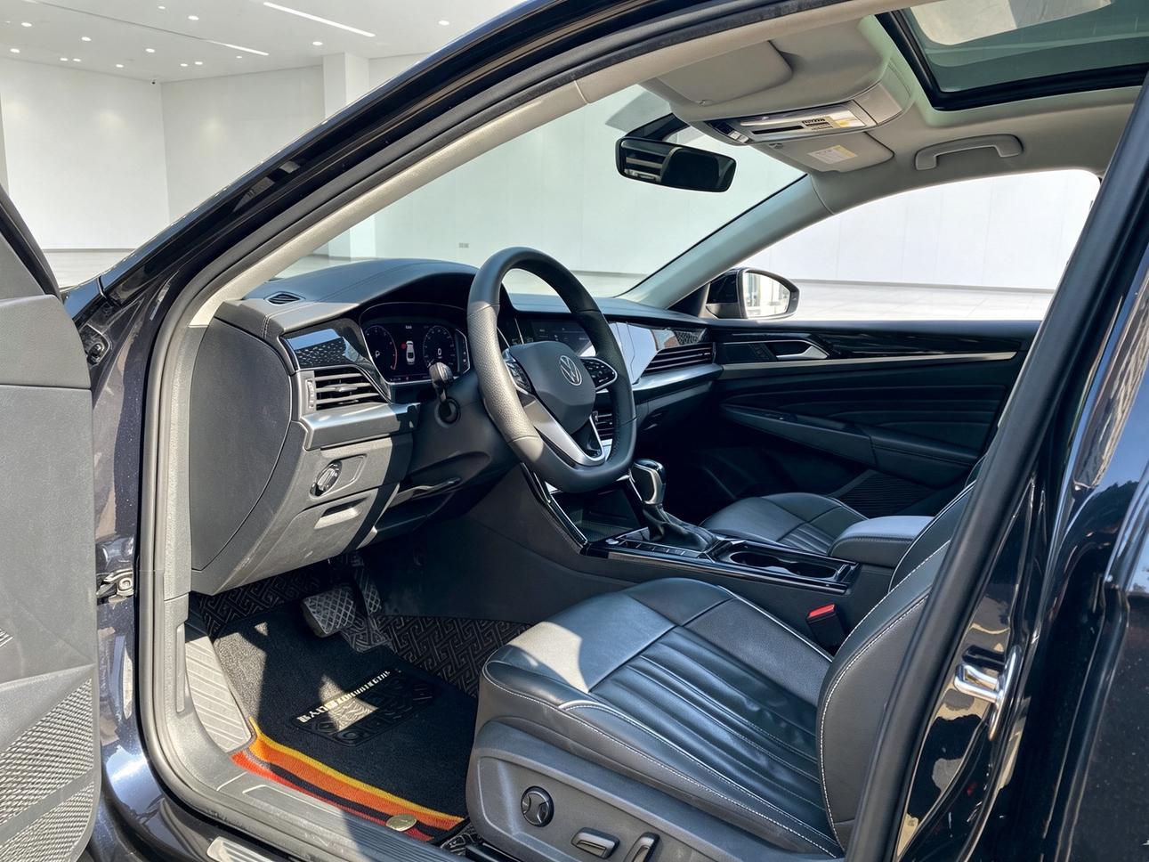 Volkswagen Passat (North America and China) 2023 thumb 6