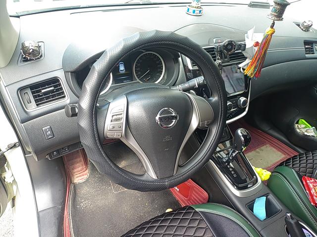Nissan Tiida 2019 thumb 5