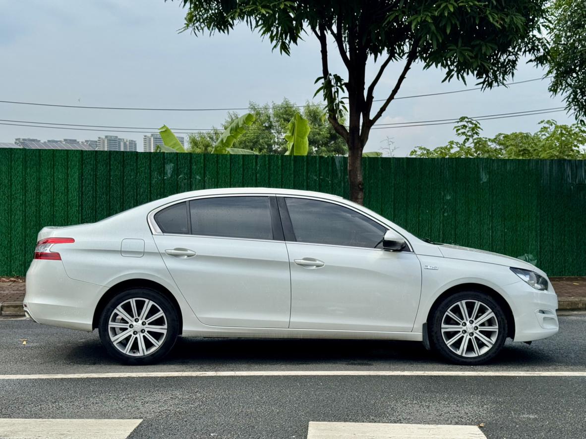 Peugeot 408 2016 thumb 5