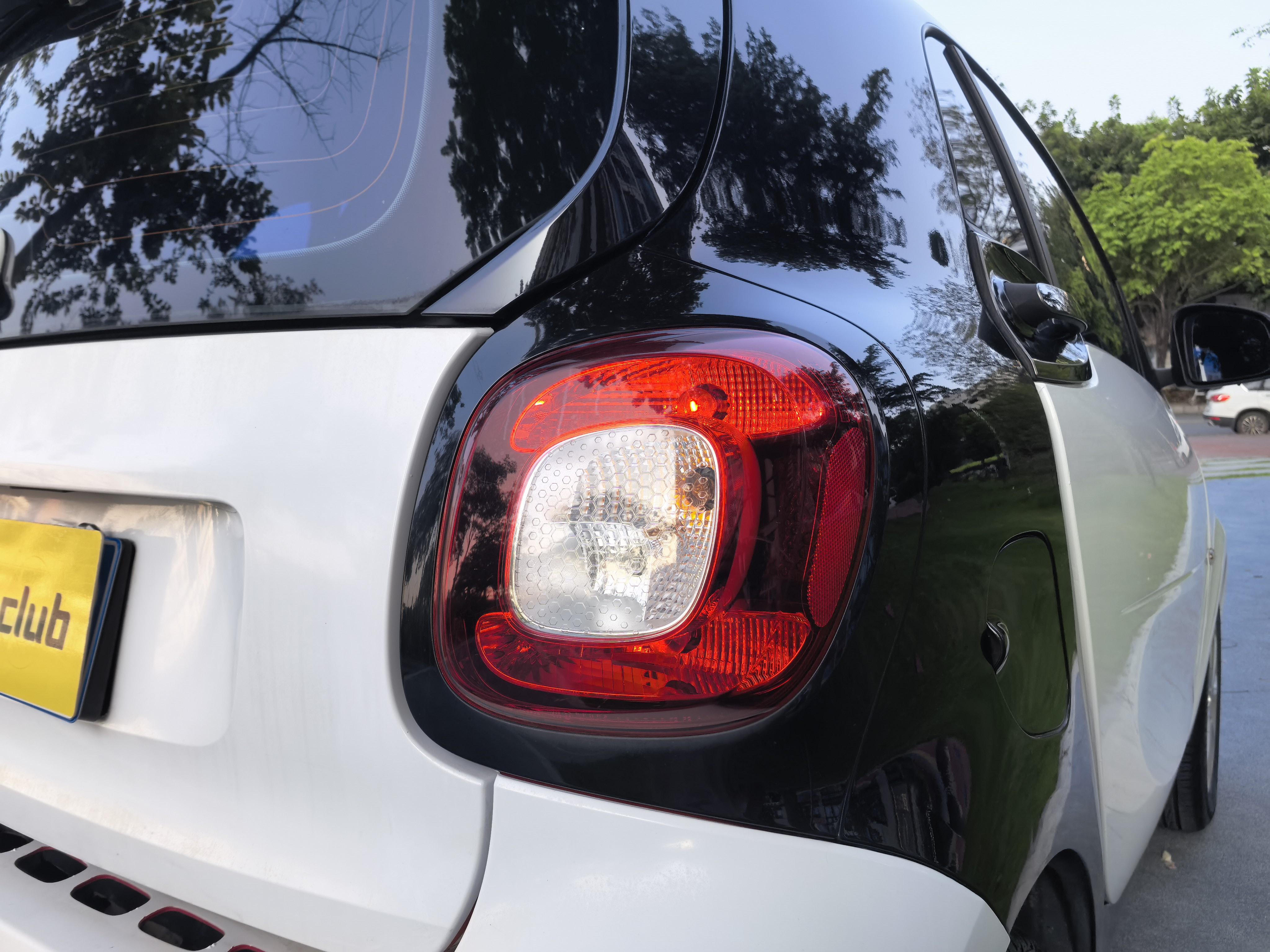 Smart Fortwo 2015 thumb 6