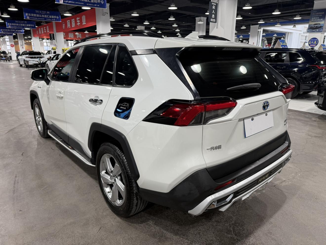 Toyota RAV4 2020 thumb 2