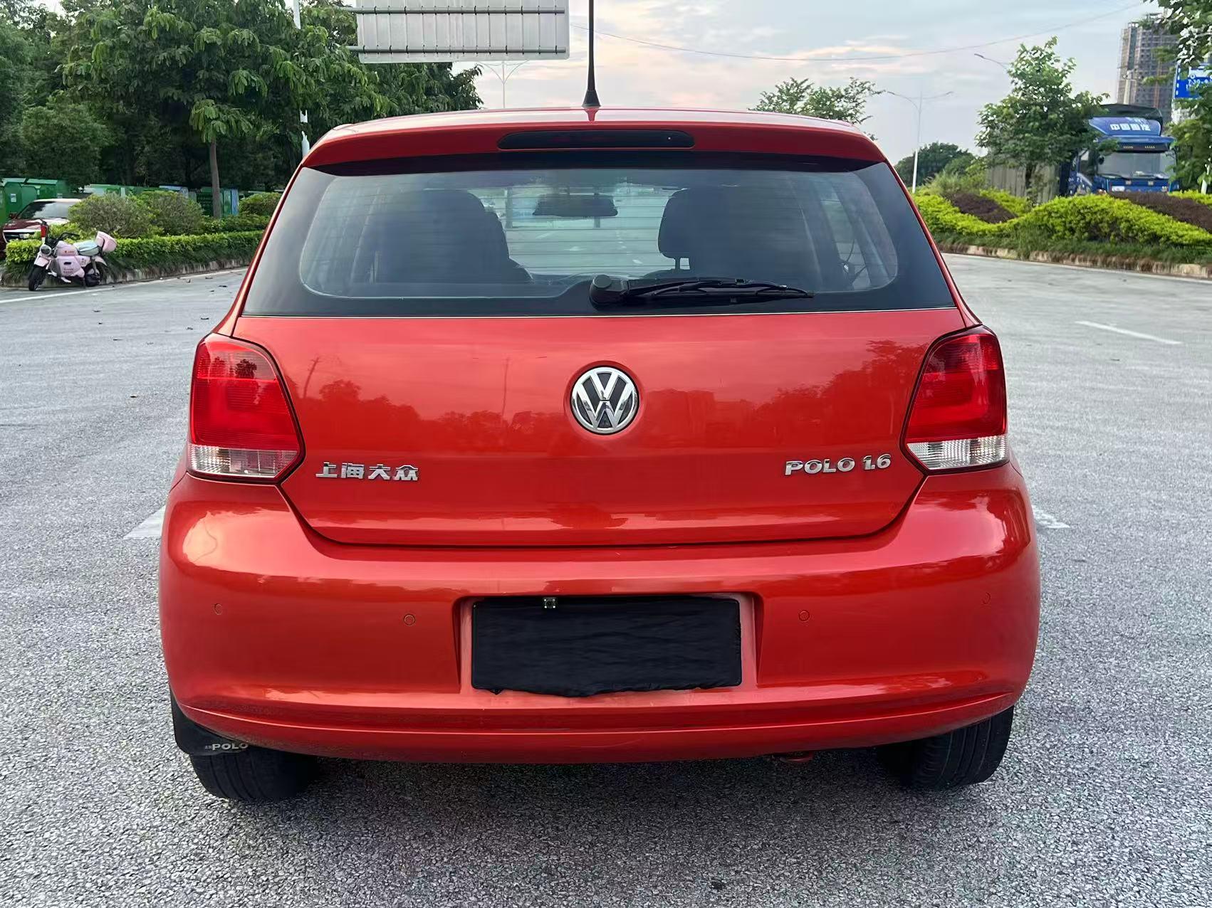 Volkswagen Polo 2011 thumb 3