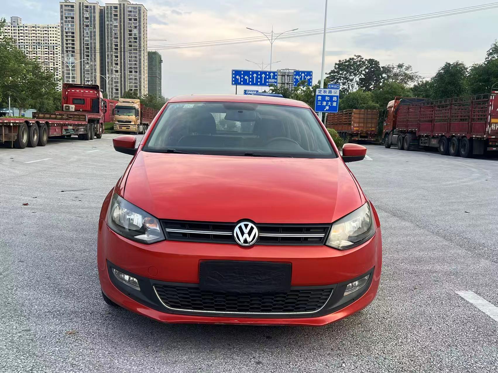 Volkswagen Polo 2011 thumb 9