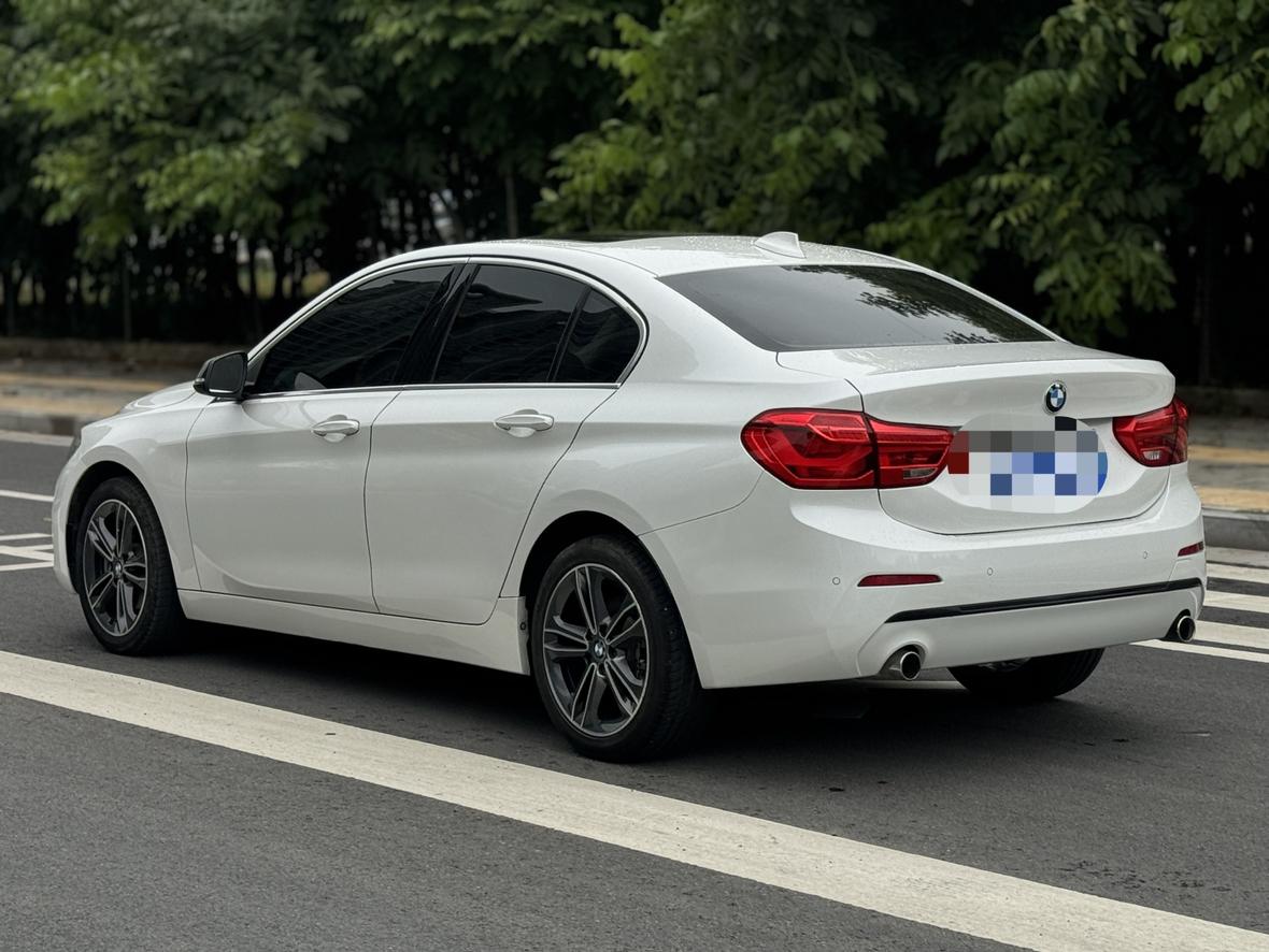 BMW 1 серии 2018 thumb 2