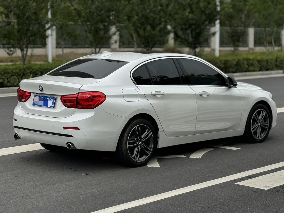BMW 1 серии 2018 thumb 4