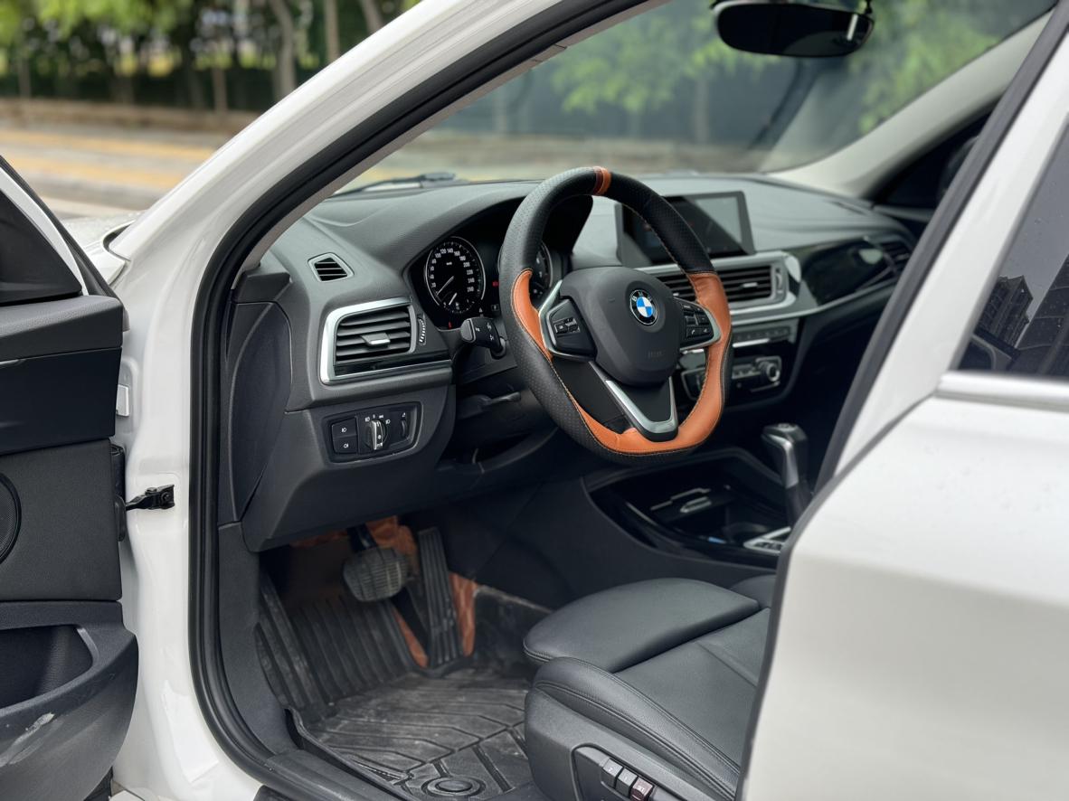 BMW 1 серии 2018 thumb 9