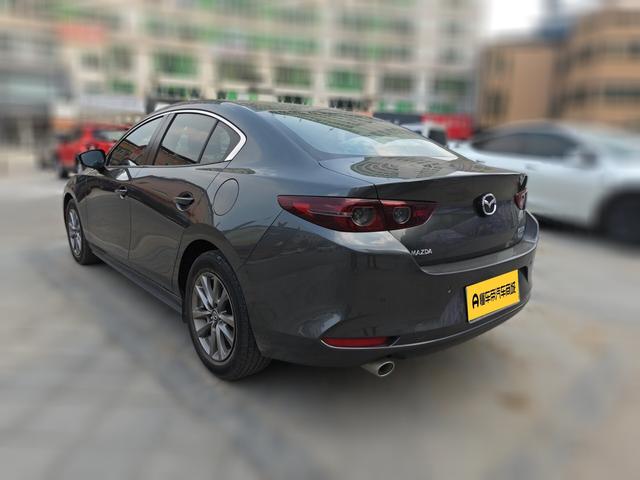 Mazda 3 2020 thumb 2