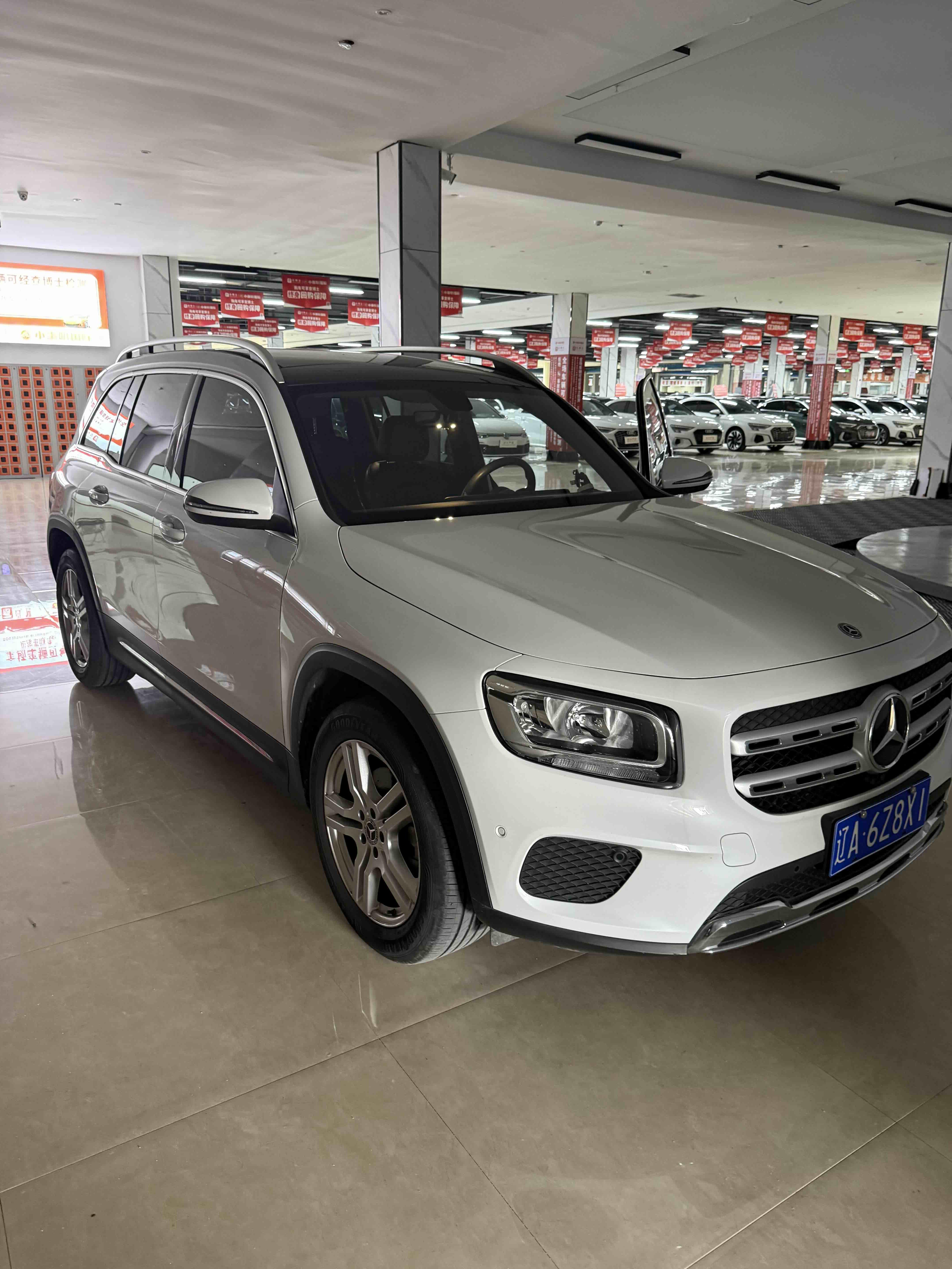 Mercedes-Benz GLB 2020 thumb 10