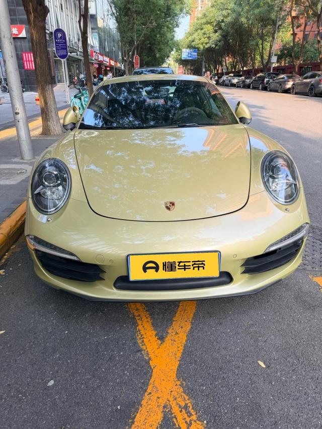 Porsche 911 2012 thumb 11