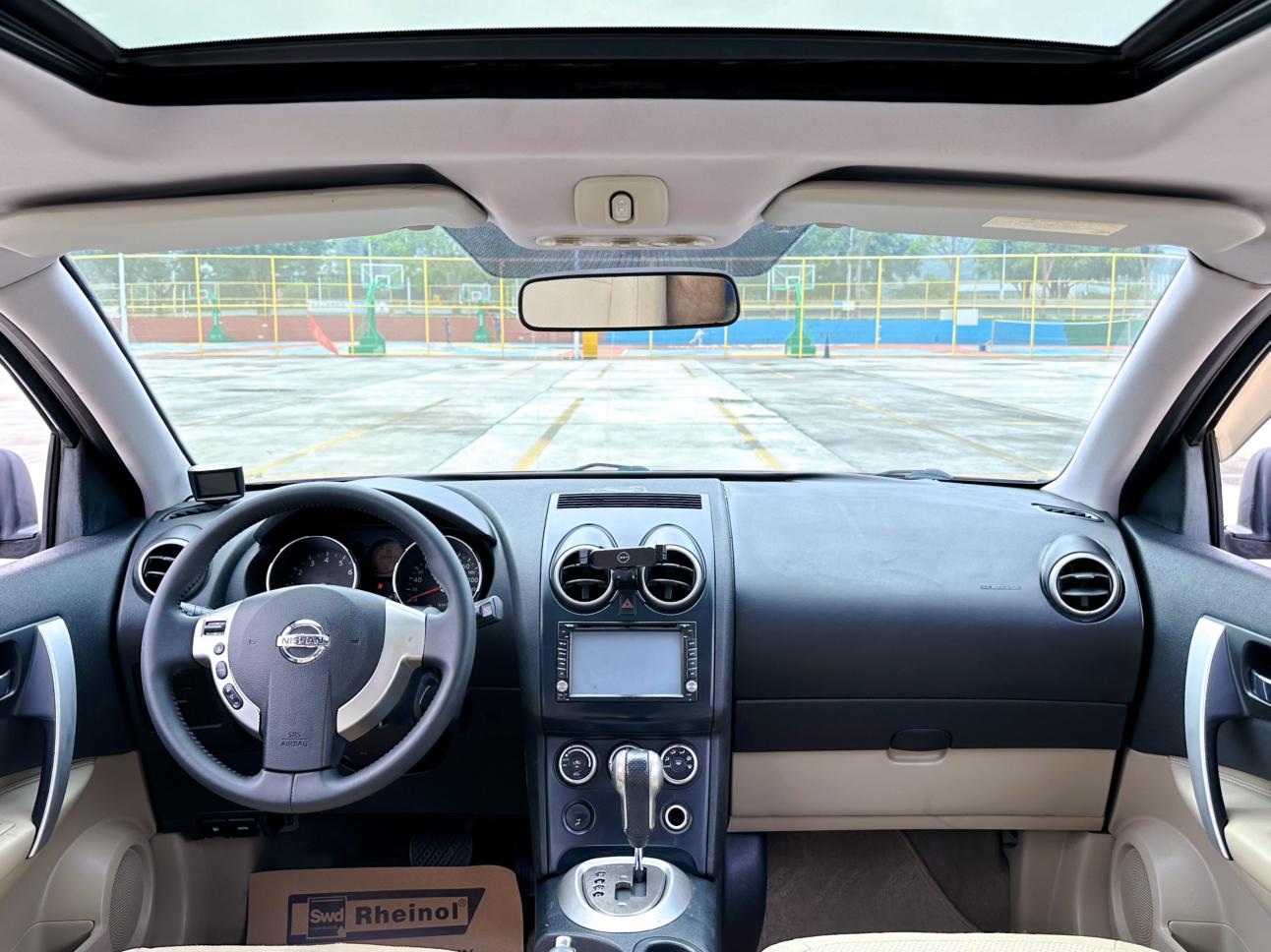 Nissan Qashqai+2 2008 thumb 11