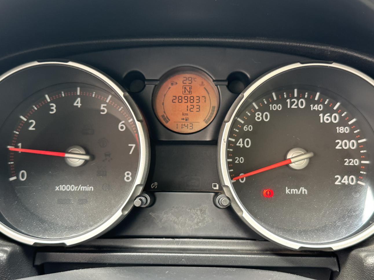 Nissan Qashqai+2 2008 thumb 12