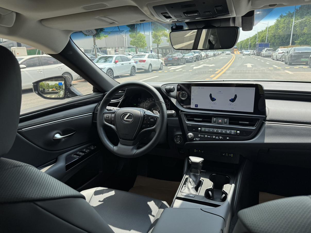 Lexus ES 2022 thumb 10