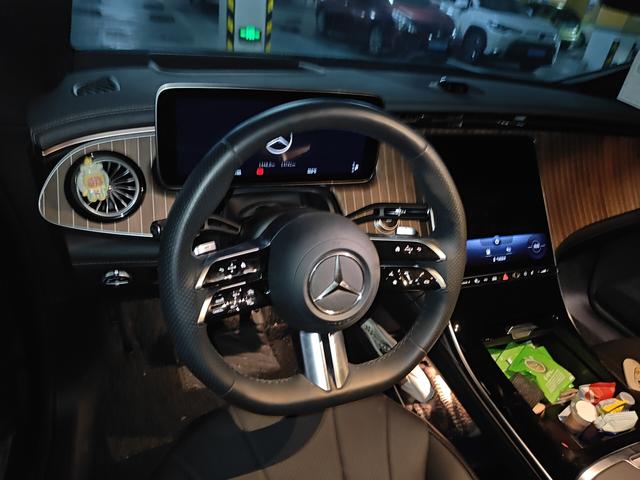 Mercedes-Benz EQE 2022 thumb 5
