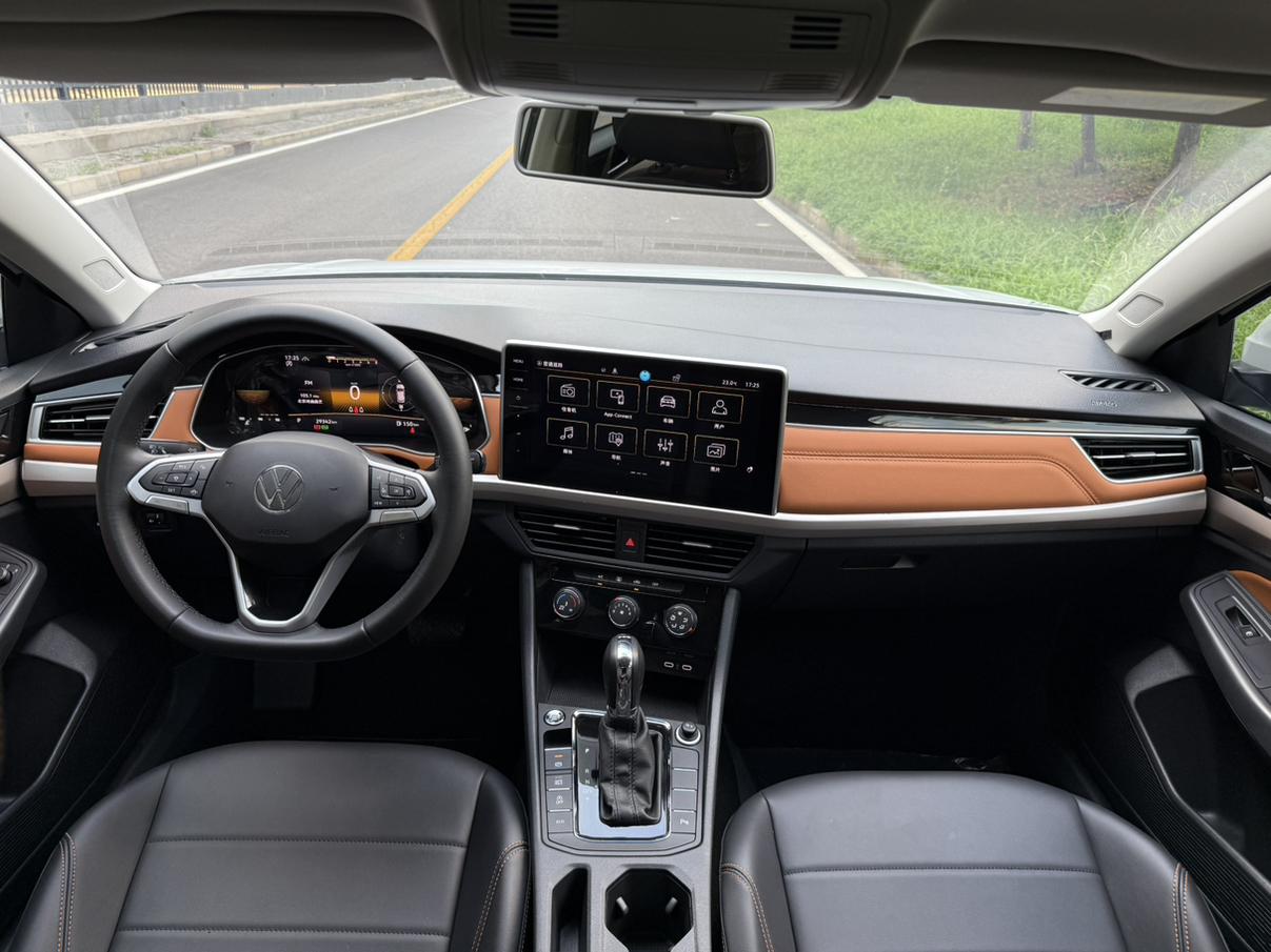 Volkswagen Bora 2024 thumb 10