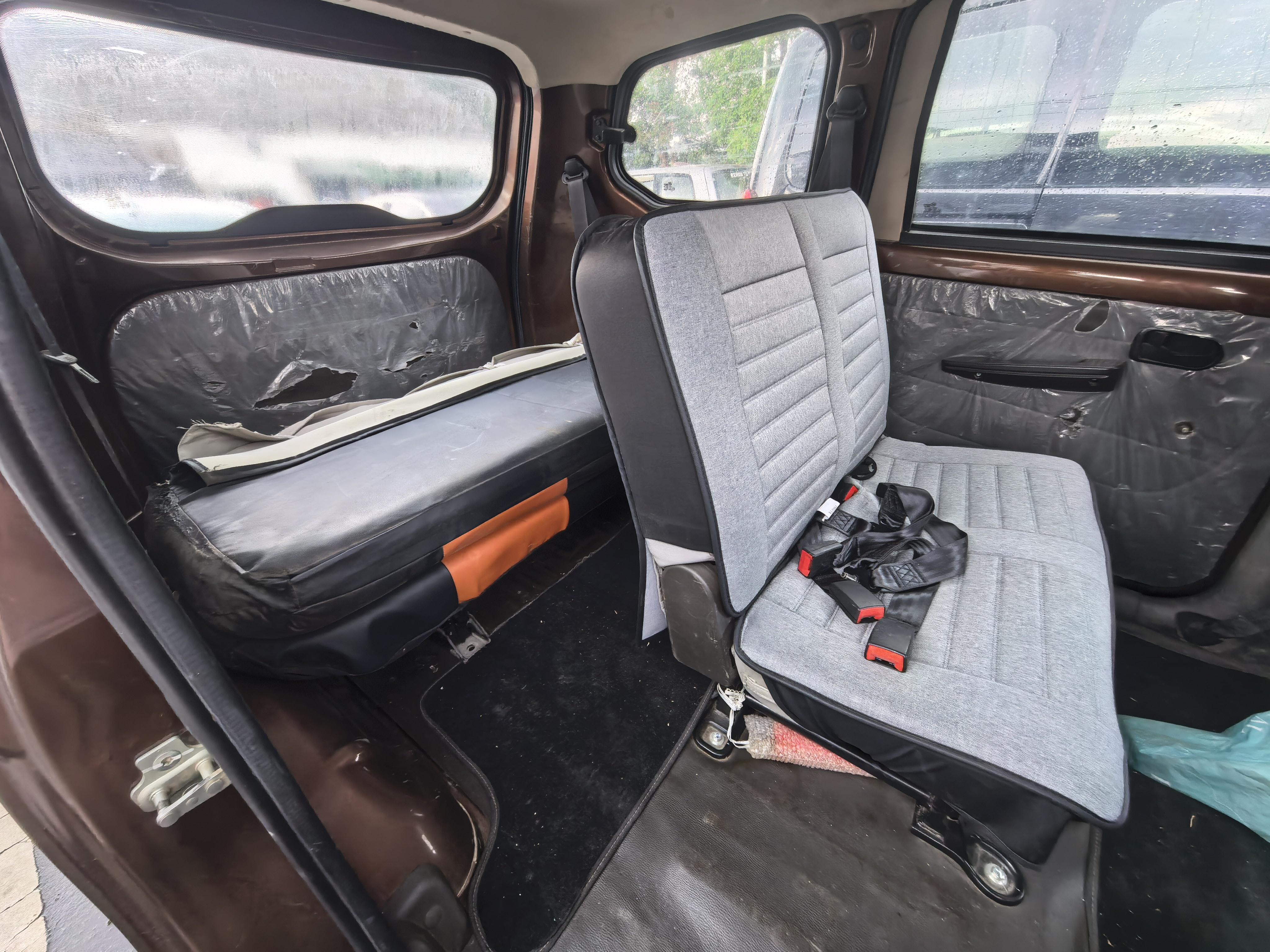 Wuling Hong Guang 2015 thumb 7