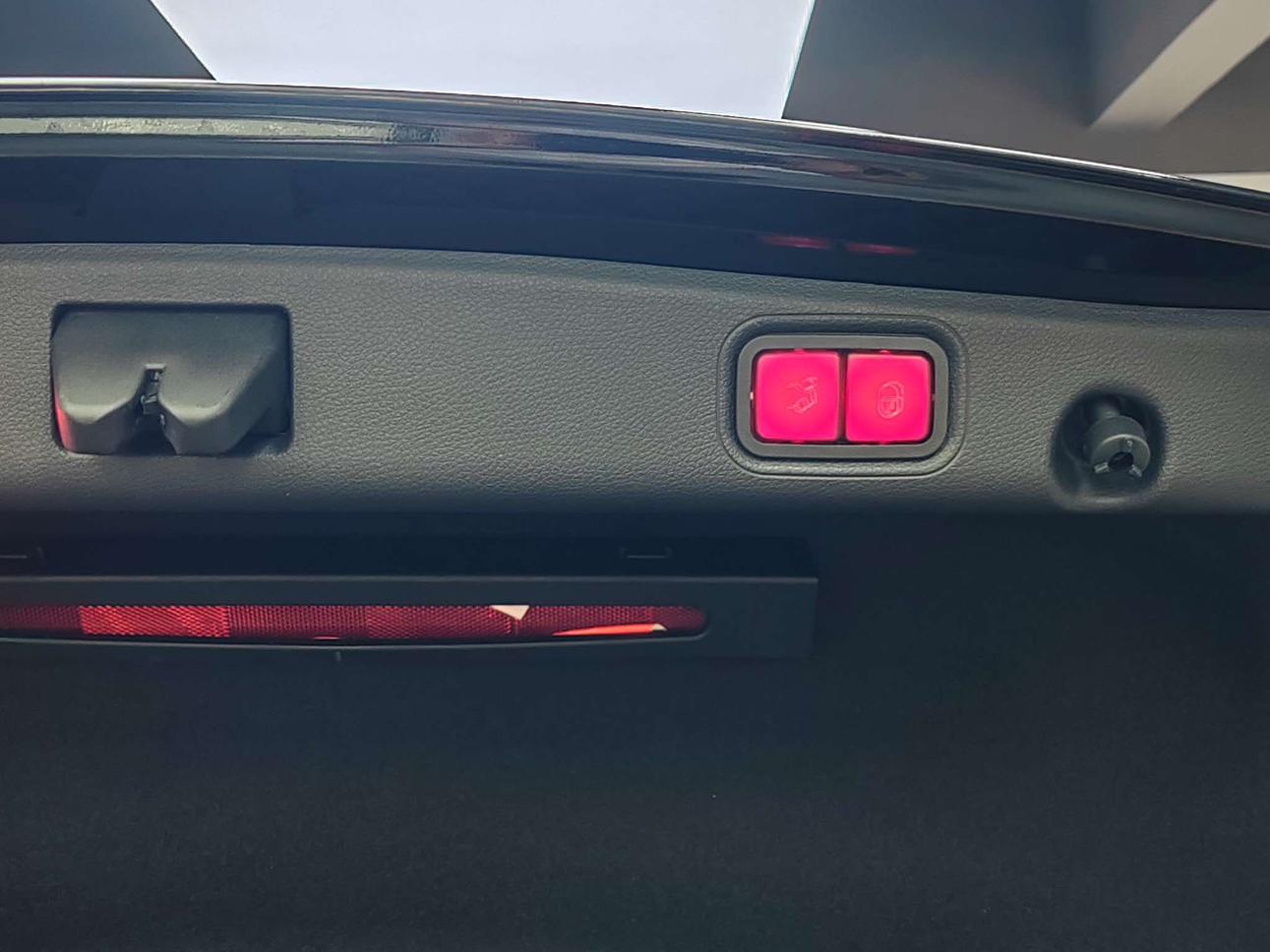 Mercedes-Benz E-Класс 2020 thumb 10