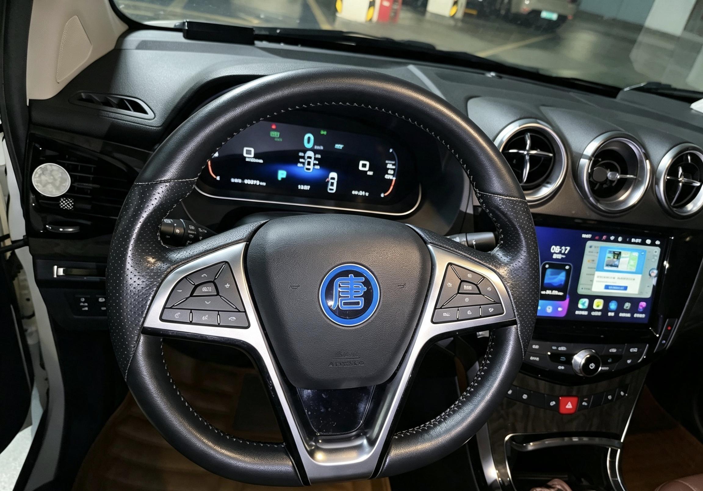 BYD Tang 2017 thumb 7