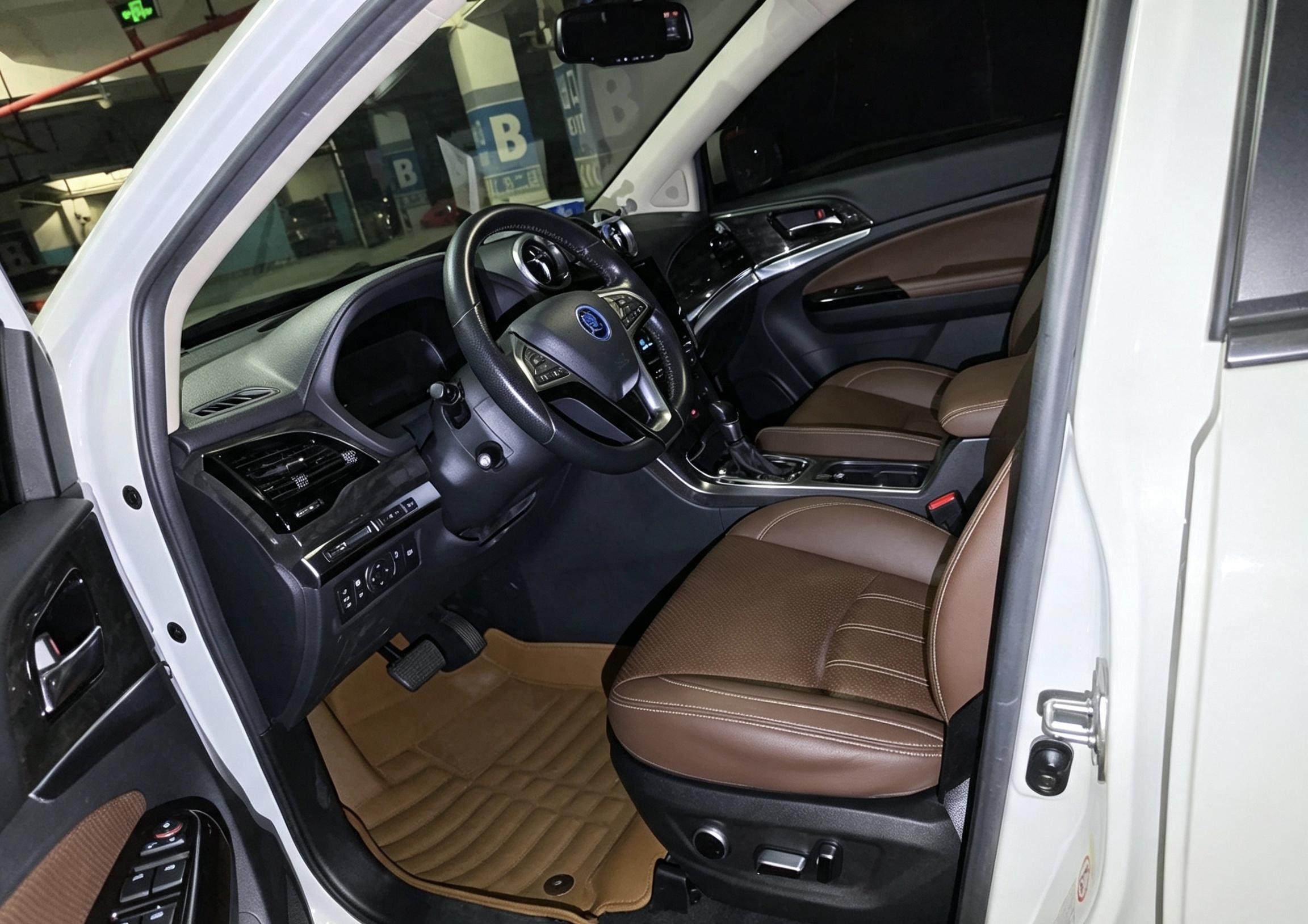 BYD Tang 2017 thumb 9