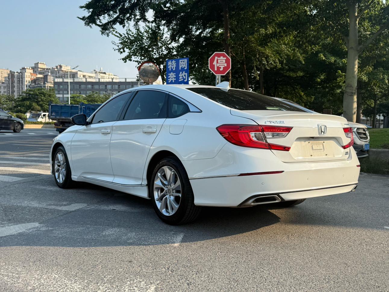 Honda Accord 2018 thumb 4