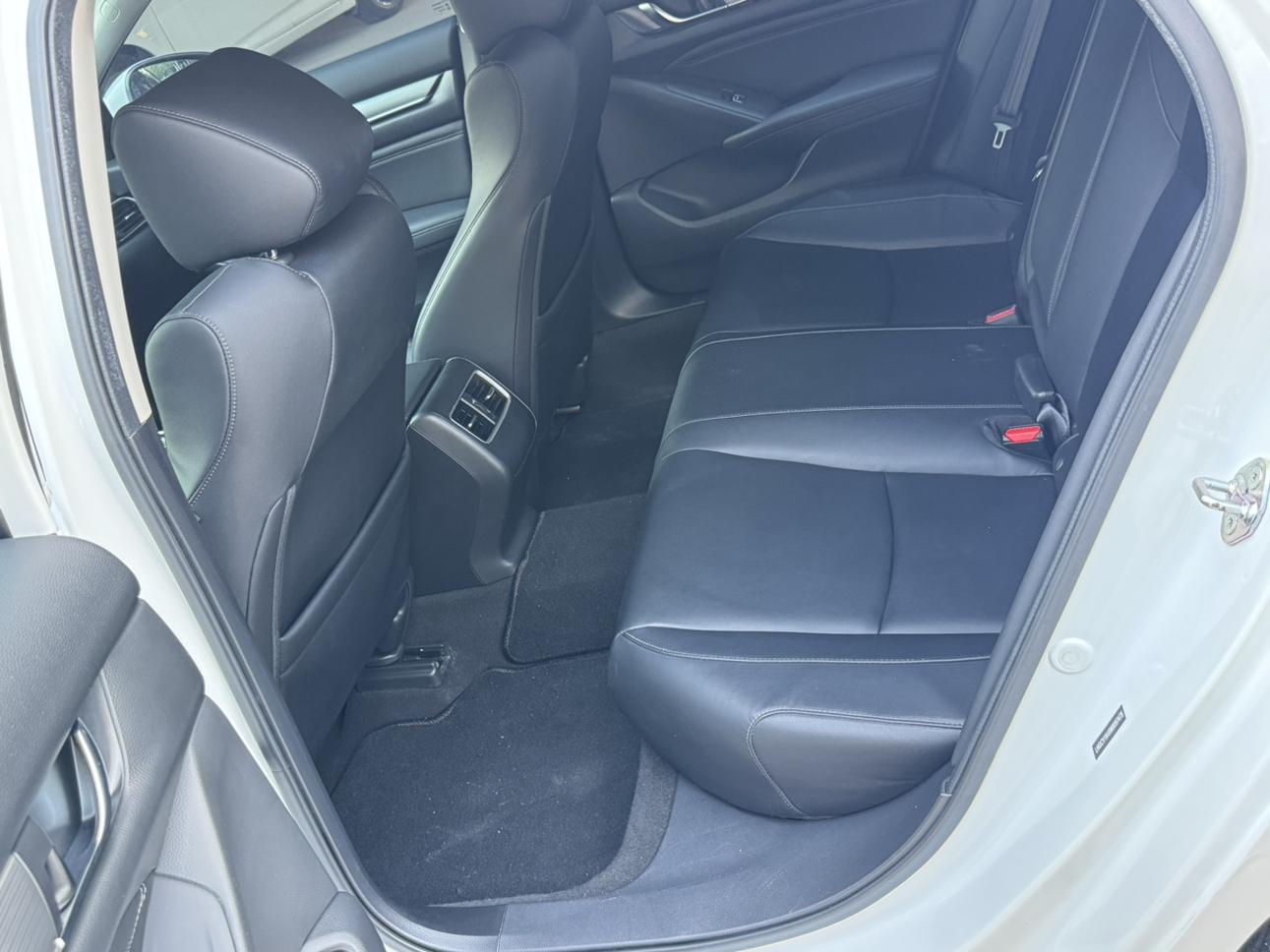 Honda Accord 2018 thumb 8