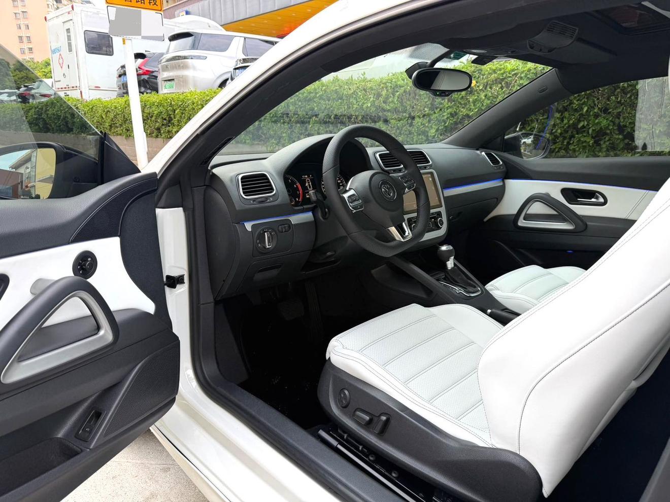 Volkswagen Scirocco 2011 thumb 9
