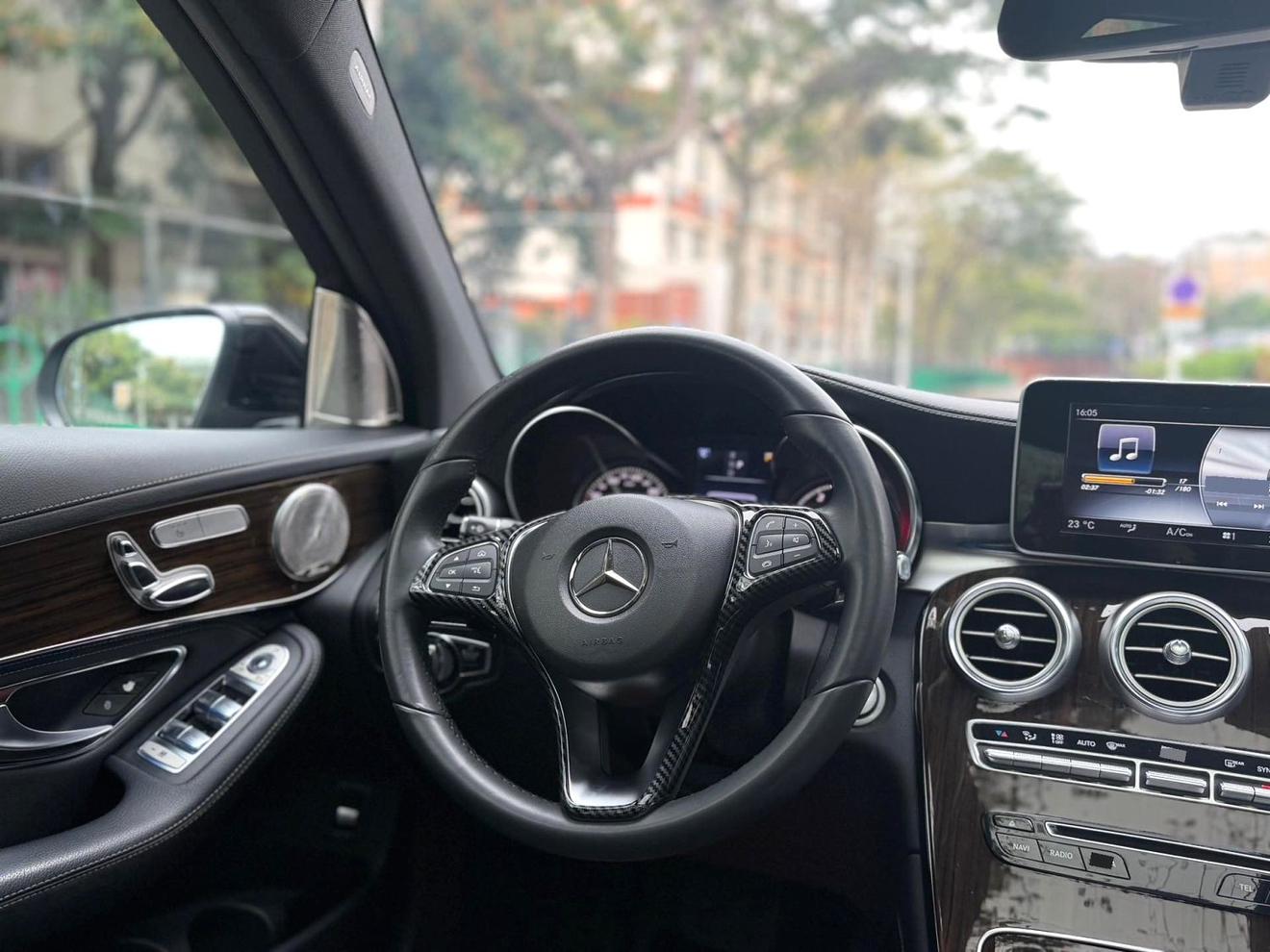 Mercedes-Benz GLC 2016 thumb 10