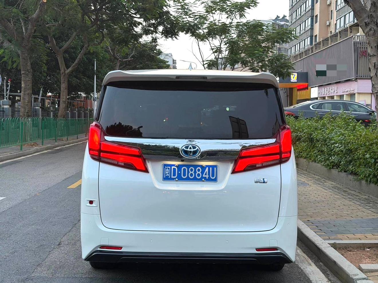 Toyota Alphard 2021 thumb 3