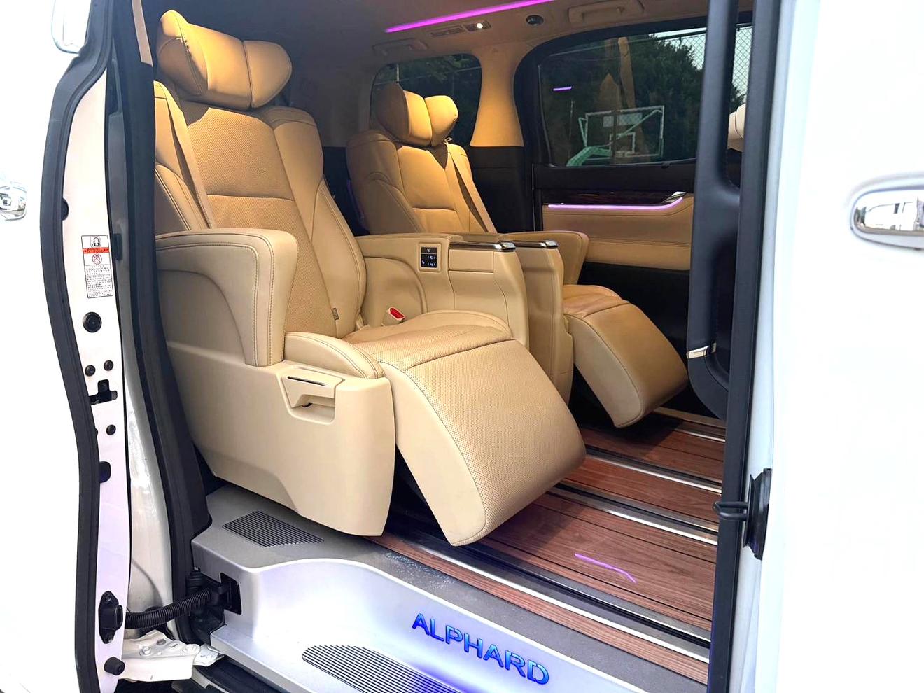 Toyota Alphard 2021 thumb 6