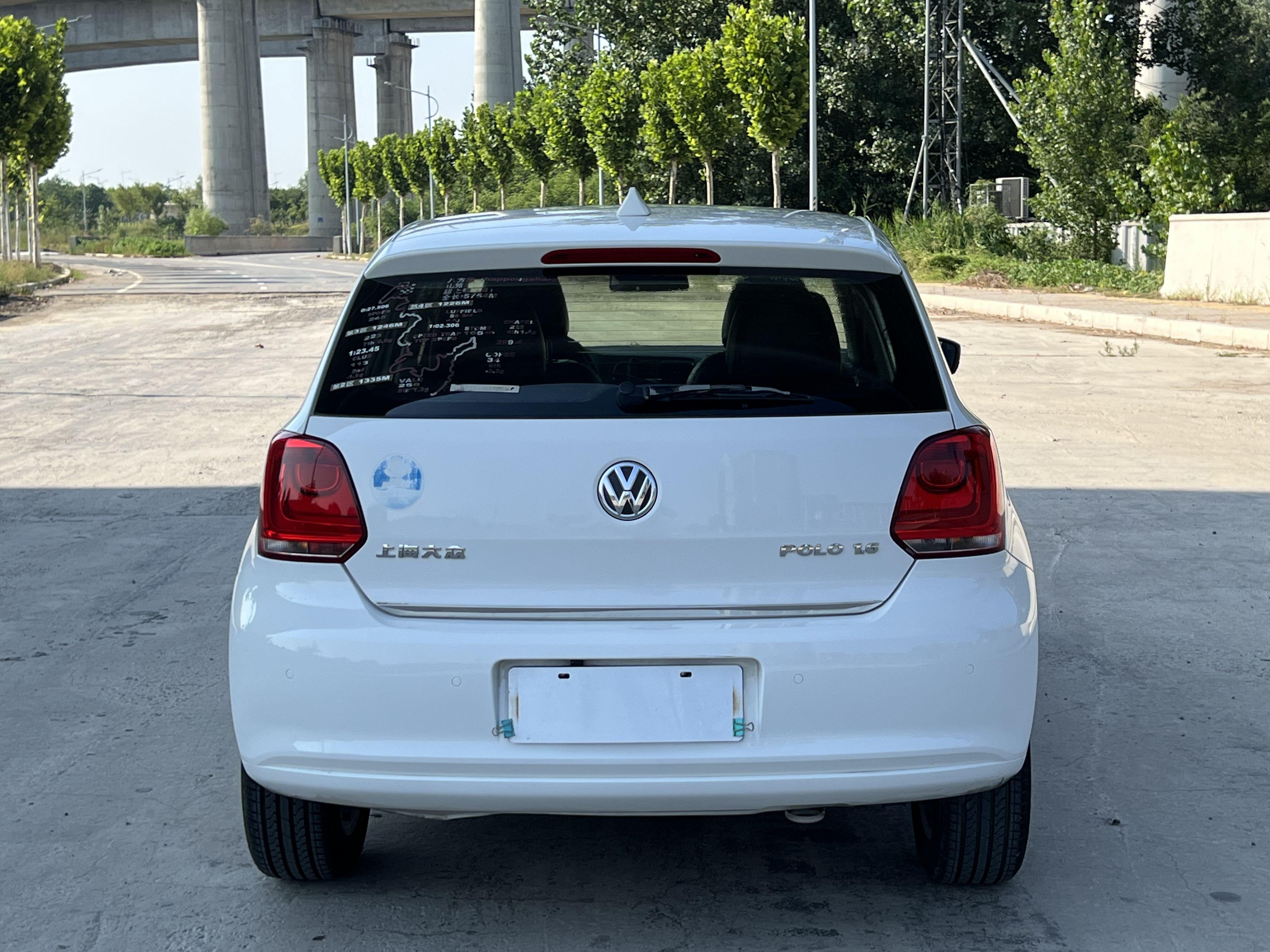 Volkswagen Polo 2013 thumb 4