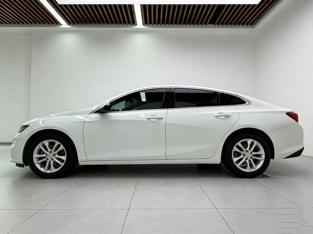 Chevrolet Malibu 2017 thumb 2