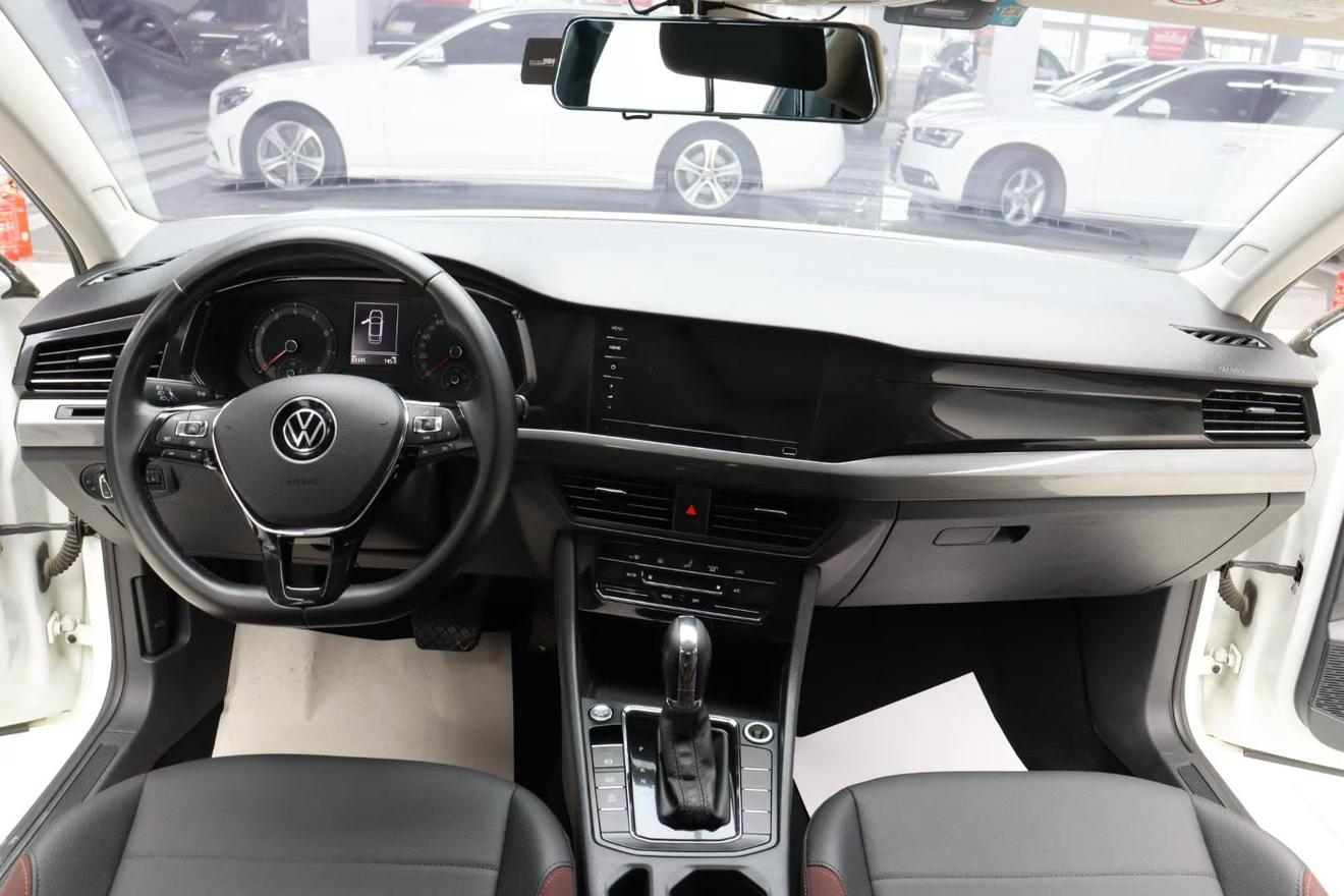 Volkswagen Bora 2021 thumb 6