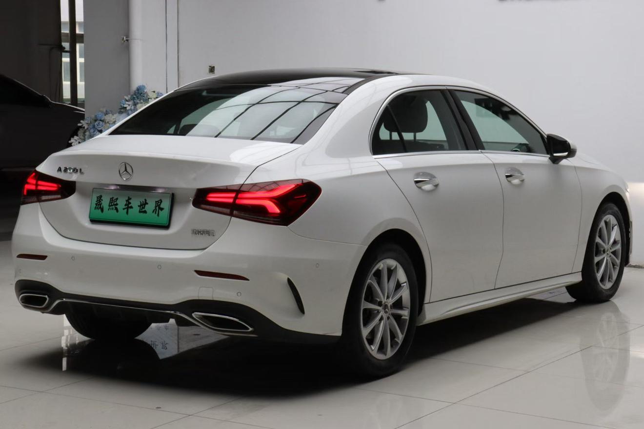 Mercedes-Benz A-Класс 2020 thumb 4