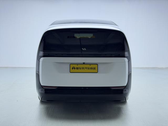 Lixiang (Li Auto) Mega 2025 thumb 4