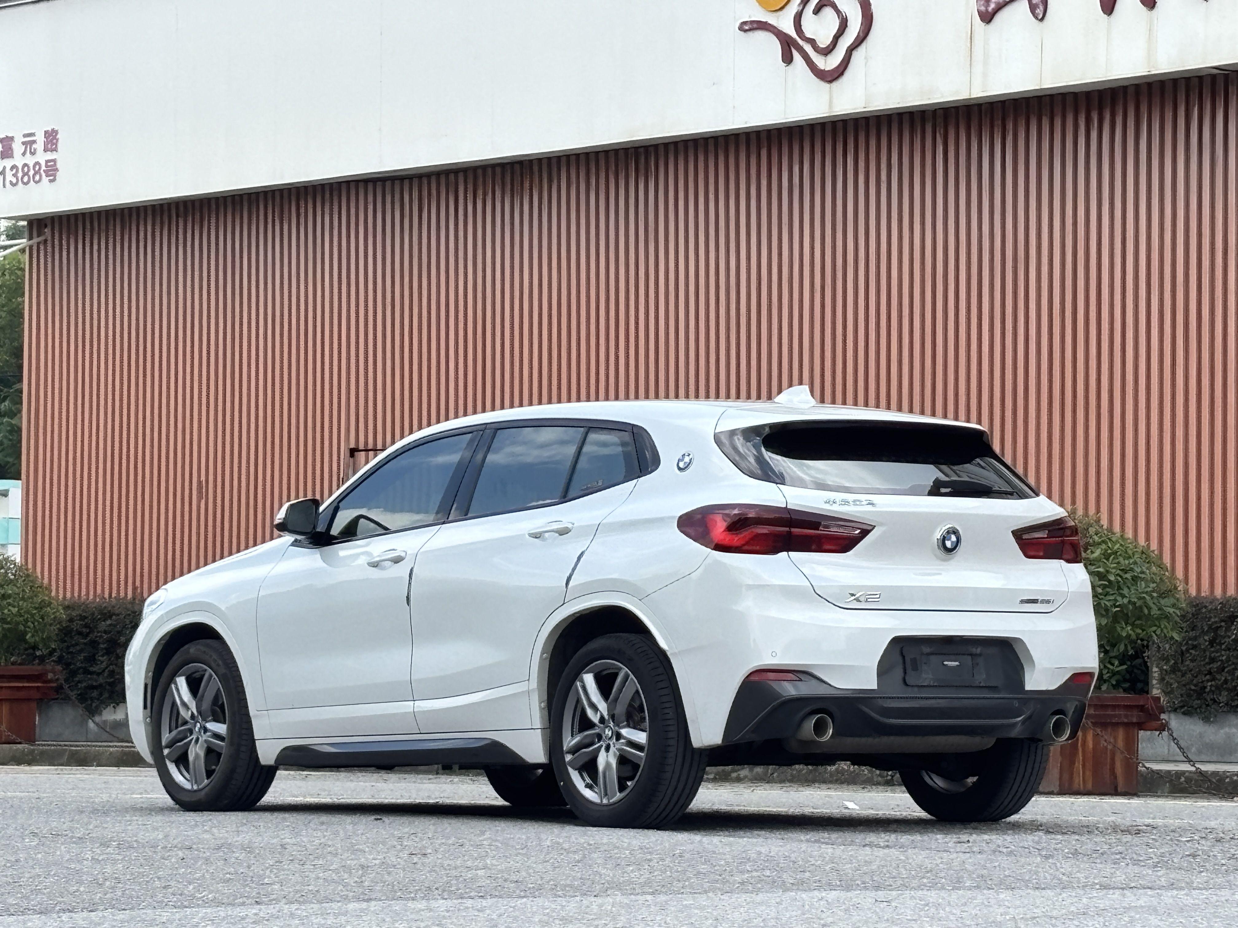 BMW X2 2021 thumb 3