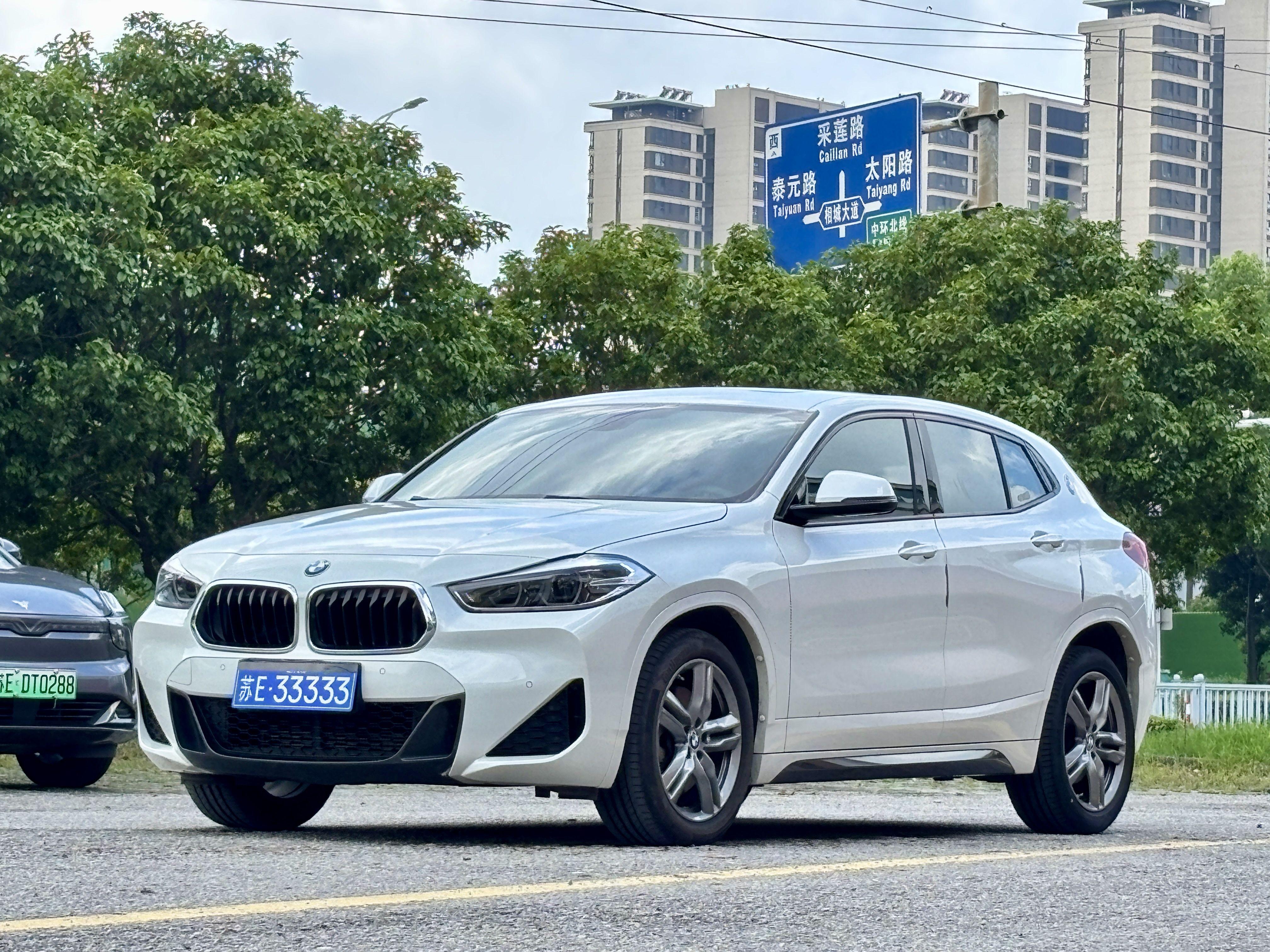 BMW X2 2021 thumb 9