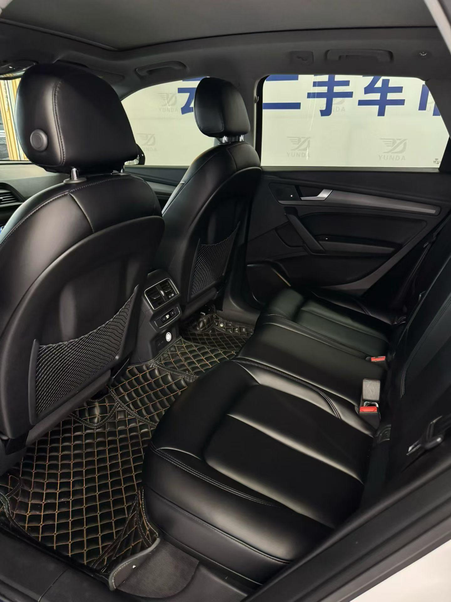 Audi Q5 2018 thumb 5
