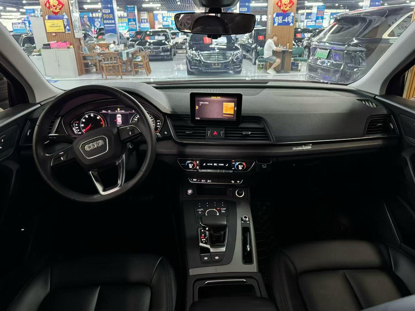 Audi Q5 2018 thumb 8