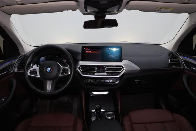BMW X4 2022 thumb 12