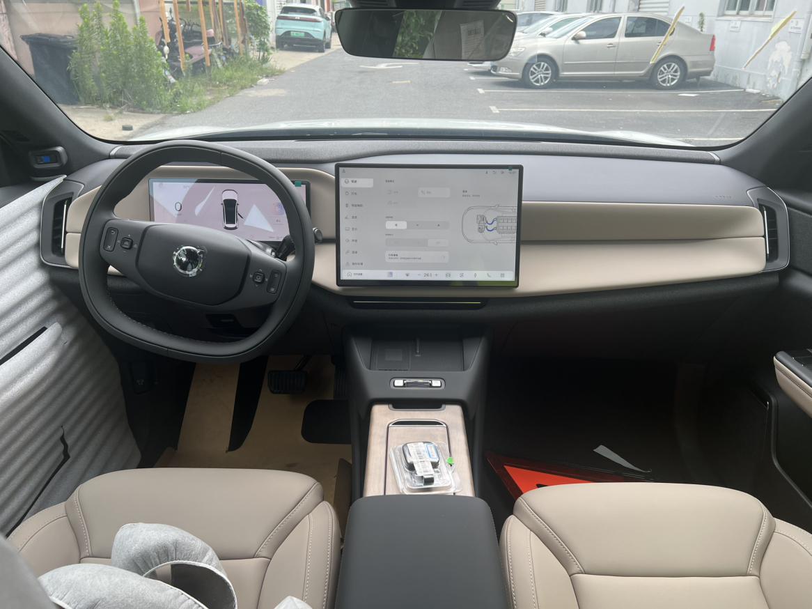 Volvo XC70 2026 thumb 11
