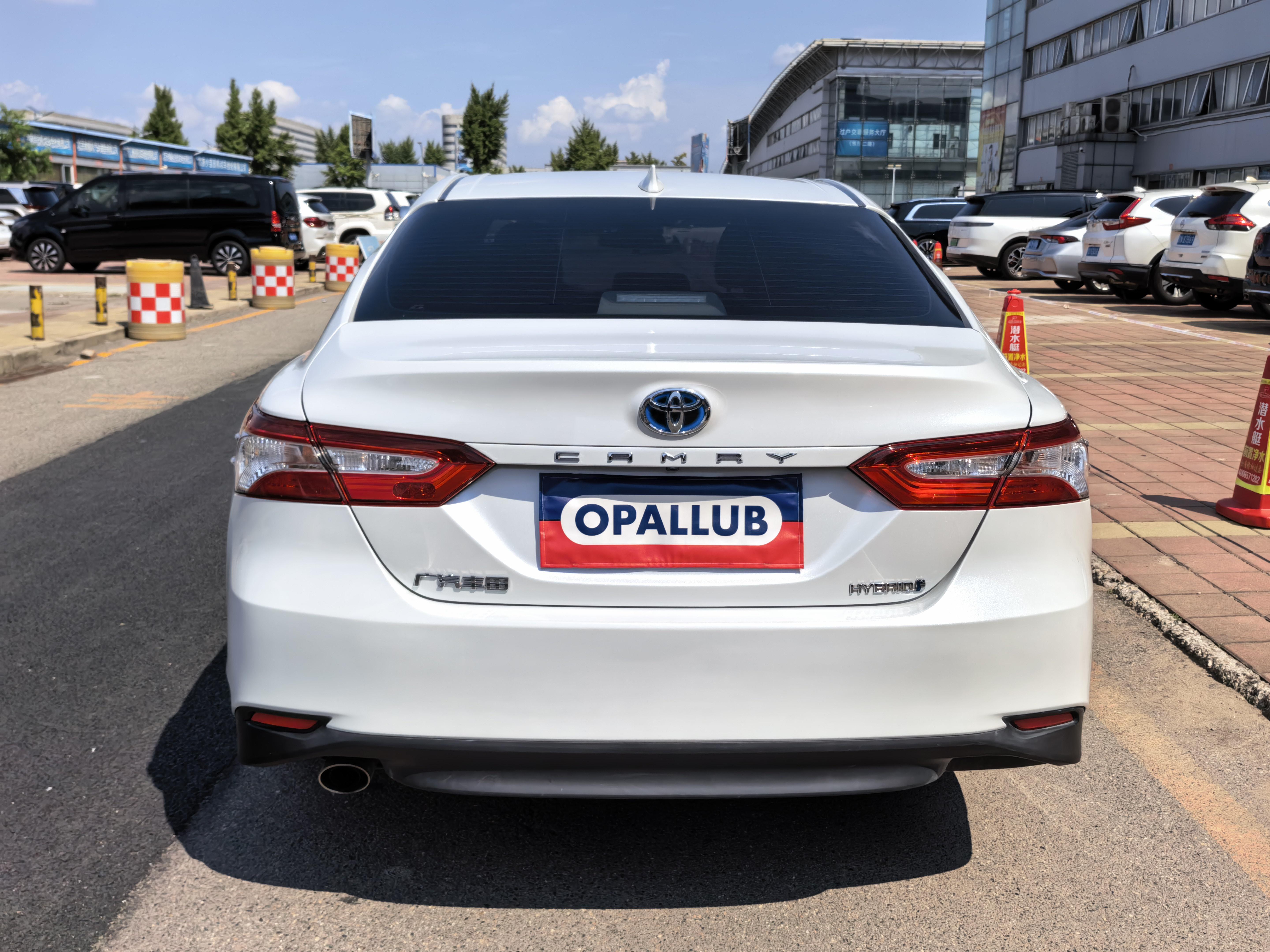Toyota Camry 2021 thumb 2