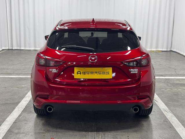 Mazda 3 2017 thumb 4