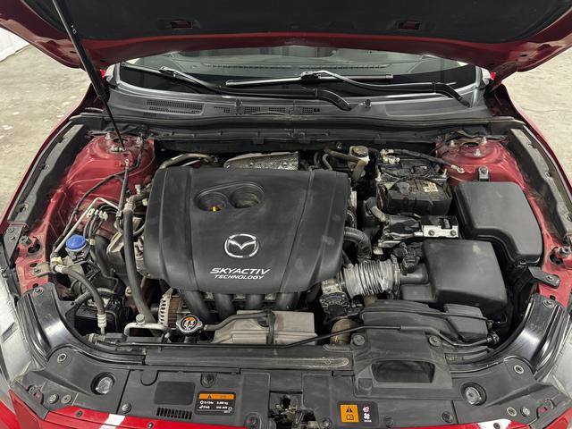 Mazda 3 2017 thumb 8