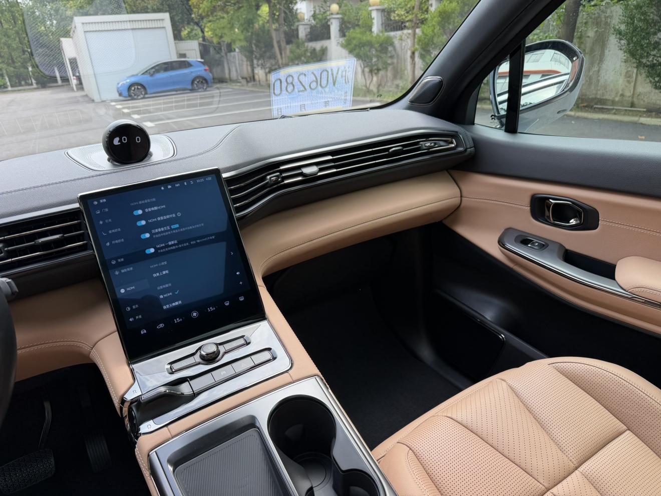 Nio ES8 2020 thumb 9