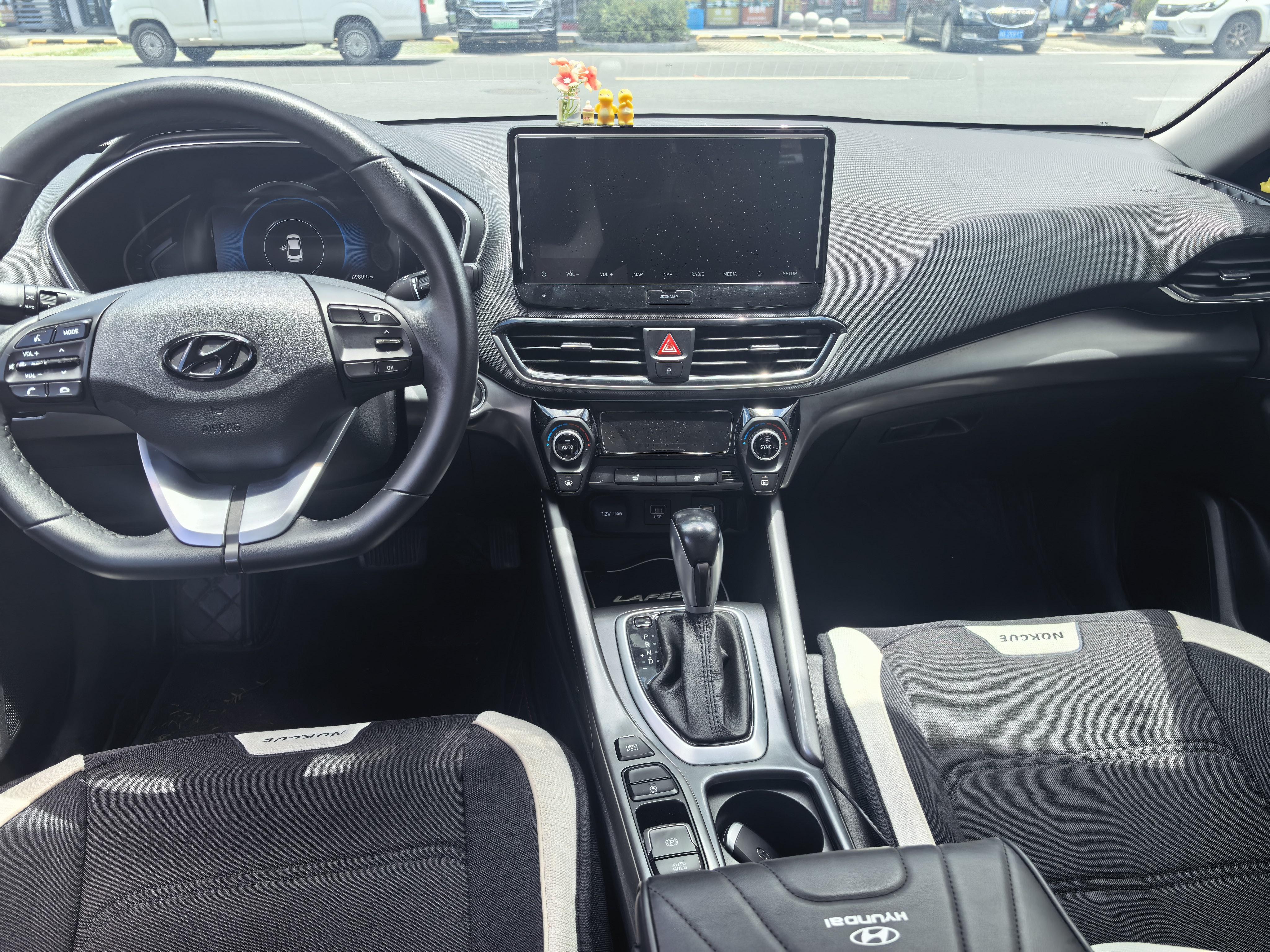 Hyundai Lafesta 2021 thumb 5