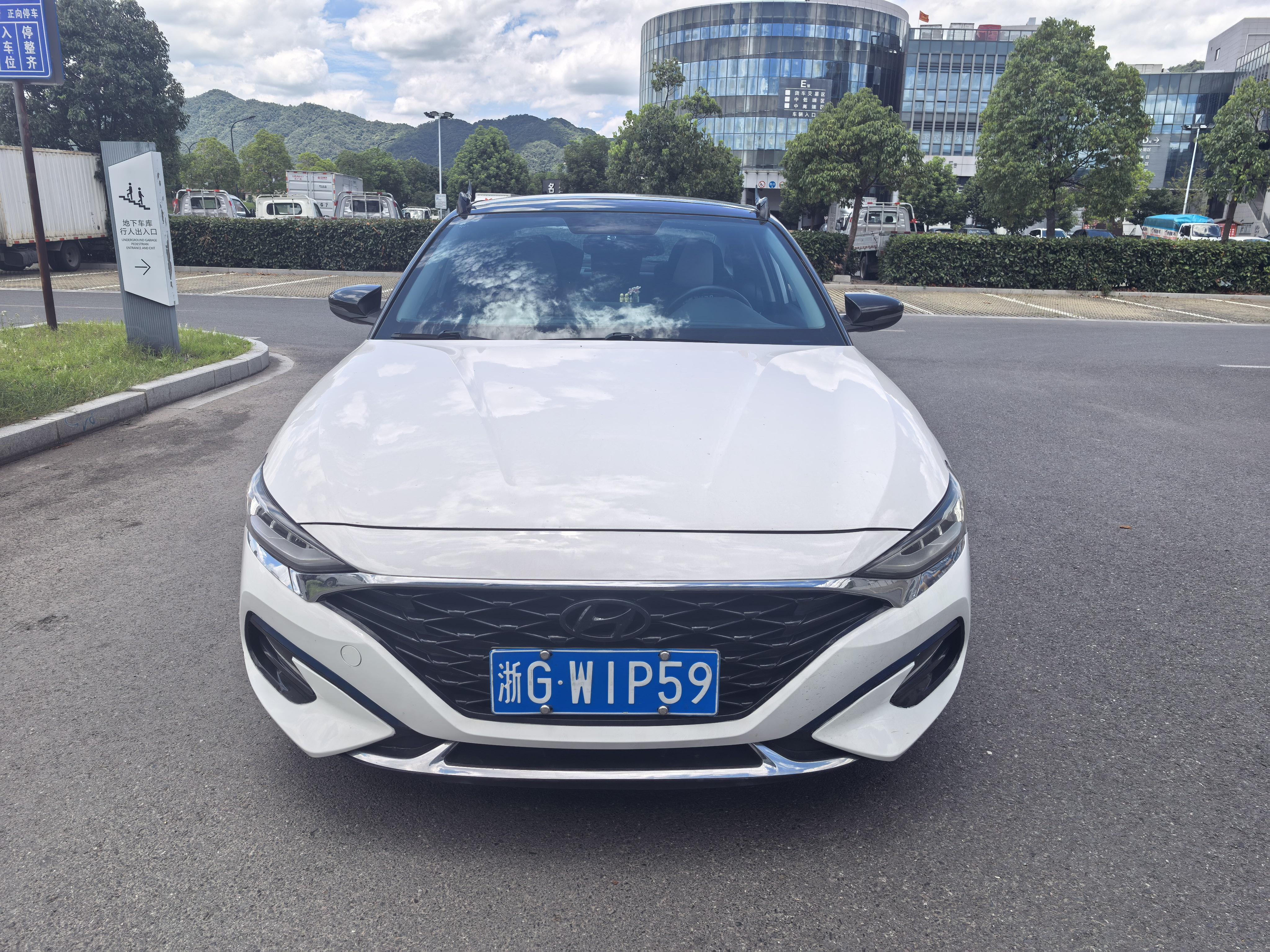 Hyundai Lafesta 2021 thumb 9