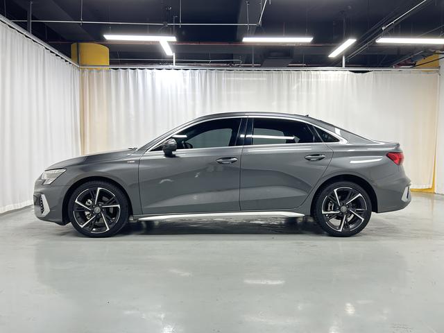 Audi A3 2021 thumb 2