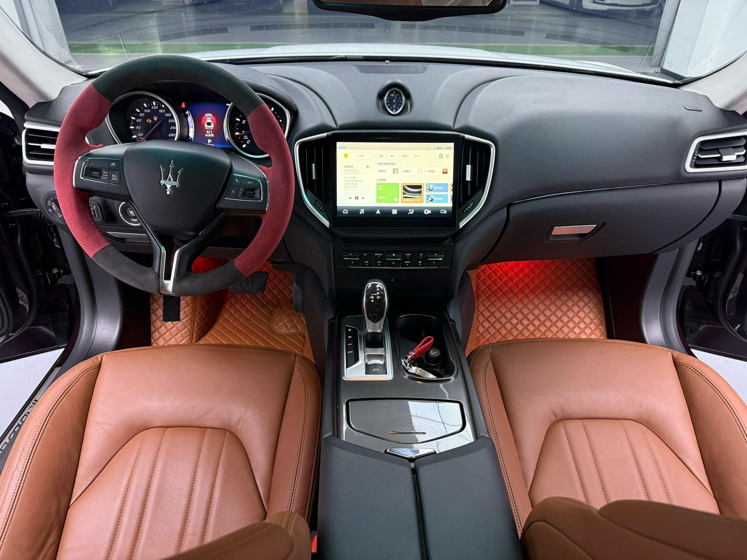 Maserati Ghibli 2014 thumb 4