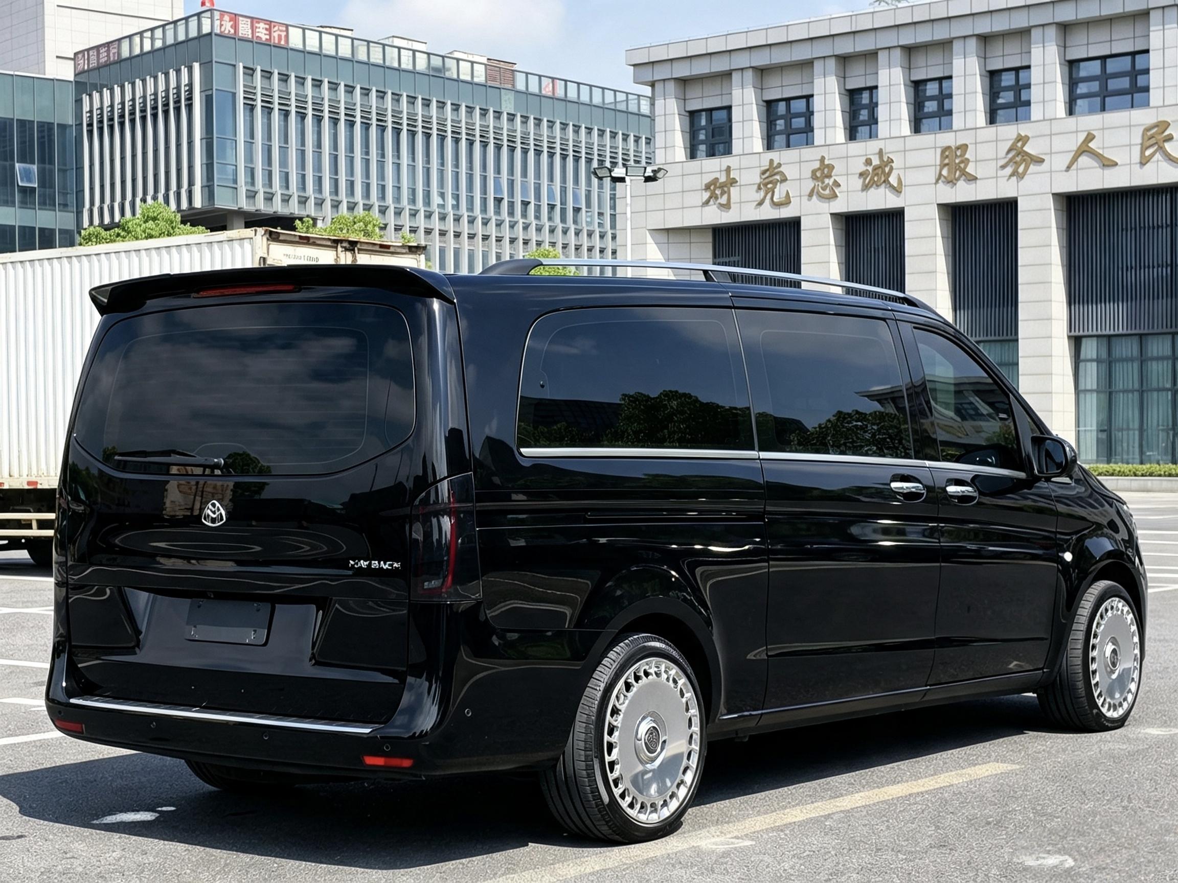Mercedes-Benz Wei Ting 2023 thumb 2